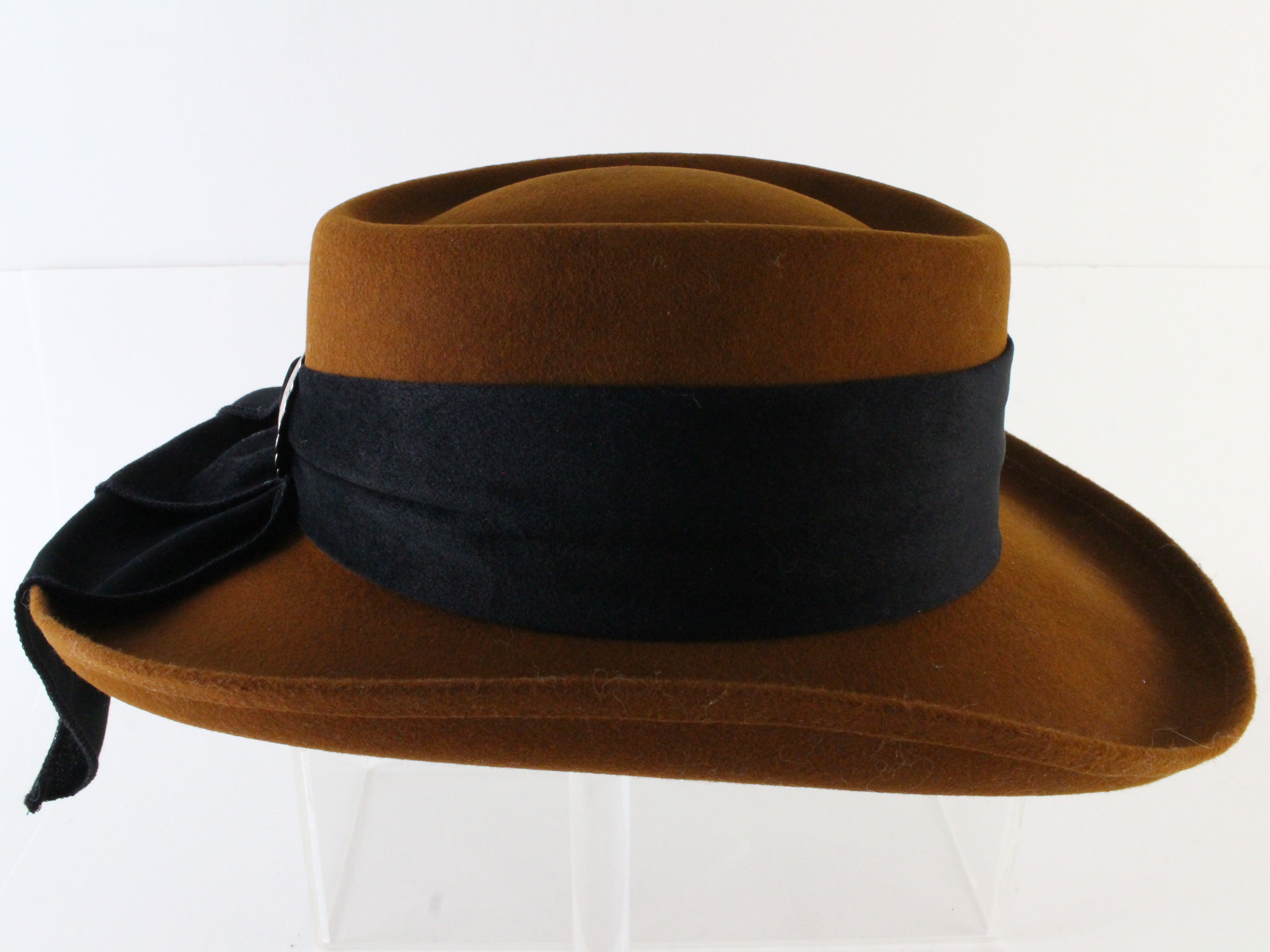 Women’s 7 1/8 brown wool hat Indiana Jones™ | Officially Licensed Wool Felt Fedora Hat  main image 4
