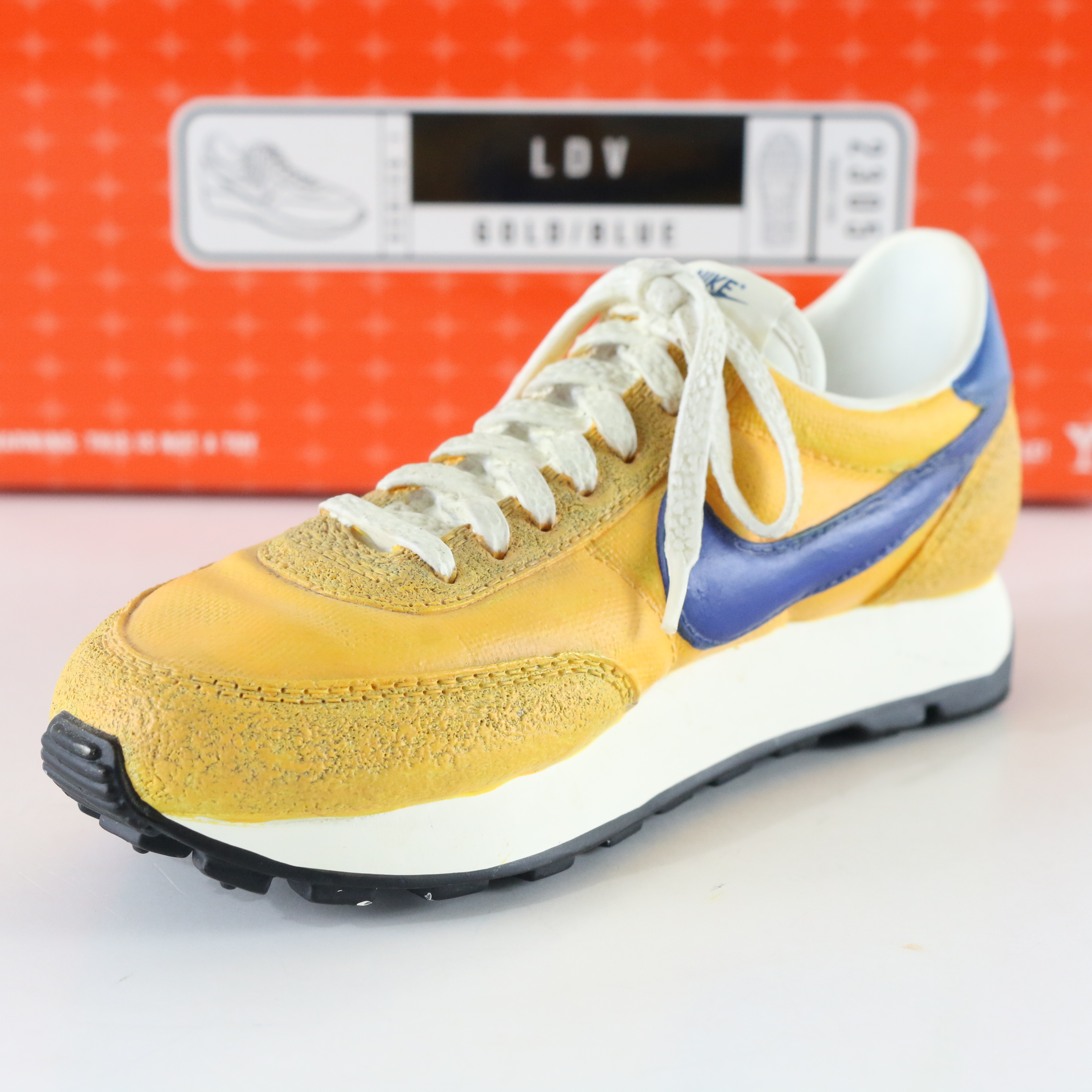 Nike Classics Bowen Ldv Gold & Blue Series 1 Ceramic Collectible